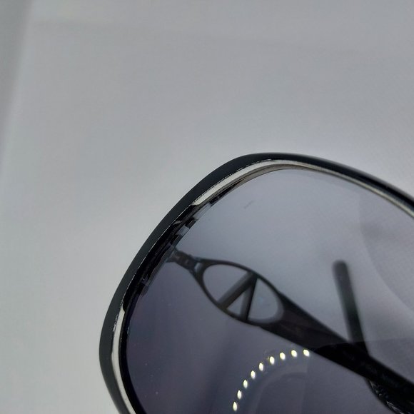 Valentino 5703/U/S Gradient Lens Black Framed Sunglasses - Picture 9 of 12